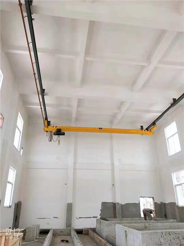 懸掛起重機